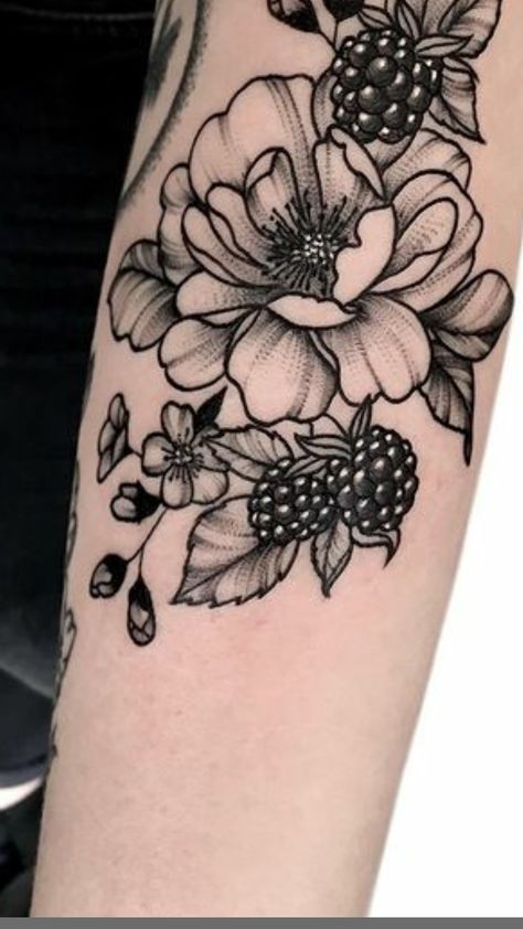 Shin Tattoo Medusa, Floral And Fruit Tattoo, Blackberry Tattoo Black And White, Strawberry Tattoo Placement, Black Berries Tattoo, Dark Floral Tattoo Sleeve, Blackberry Tattoos, Fruit Tattoo Sleeve, Blackberry Flower Tattoo