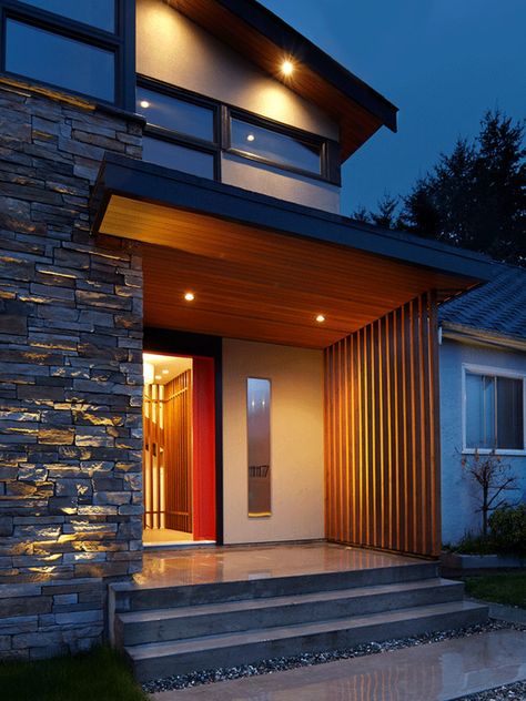 contemporary exterior ideas Pics Contemporary Exterior Design, Architecture Renovation, A Modern House, Building A Porch, Contemporary House Exterior, Exterior Stairs, Modern Entrance, Stairs Architecture, Contemporary Exterior