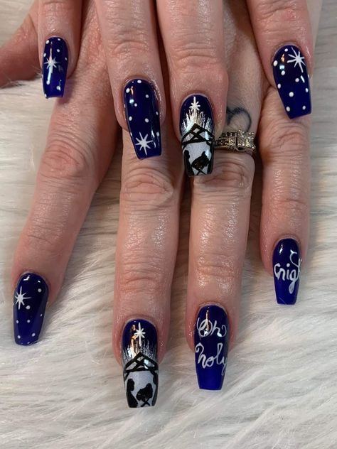 Nativity Scene Nail Art, Christmas Nails Christian, Christian Christmas Nail Designs, Nativity Scene Nails, Jesus Christmas Nails, Nativity Nails Designs, Christian Christmas Nails, Bible Nails, Jesus Nails Designs