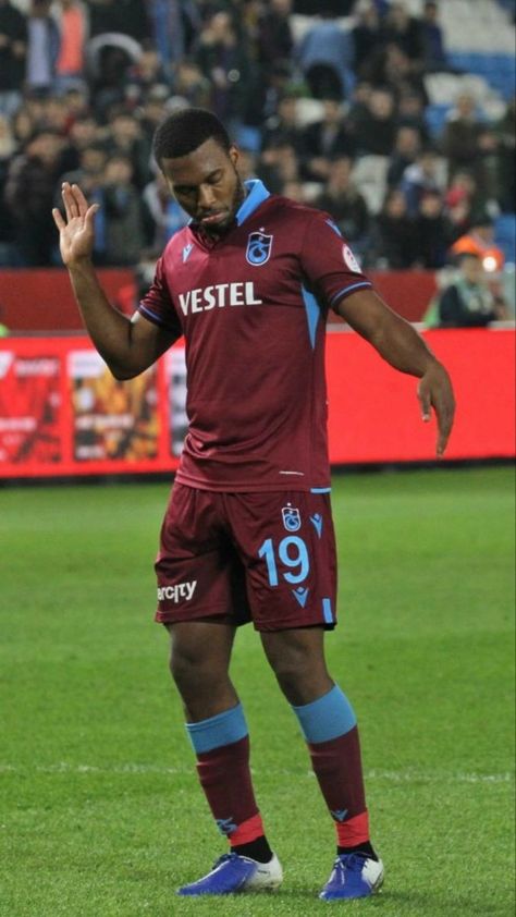 TRABZONSPOR WALLPAPER Daniel Sturridge, Trabzonspor Wallpaper, Fifa, Sports Jersey, Football, Running, Sports, Quick Saves, American Football