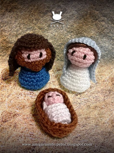 Funny Amigurumi by Pebie: New free pattern. Nativity set I: Jesus, Mary and Joseph Funny Amigurumi, Amigurumi Inspiration, Mary And Joseph, Christmas Cracker, Jesus Mary And Joseph, Crochet Xmas, Crochet Bows, Bonnet Crochet, Holiday Crochet