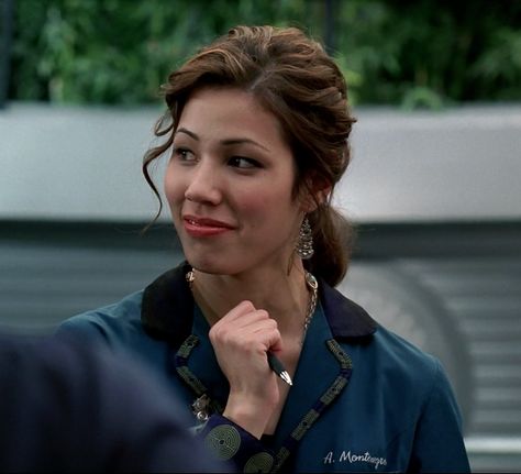 Angela Montenegro - Bones "The Wannabe in the Woods" Hair, Bones Angela, Angela Montenegro, Michaela Conlin, In The Woods, Bones, Actors, Drop Earrings, Human