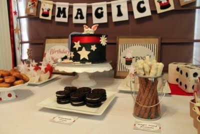 Magic Themed Birthday Party, Magician Cake, Dice Magic, Magic Party Theme, Magician Birthday Party, Hocus Pocus Magic, Magic Decorations, Magician Party, Magic Birthday Party