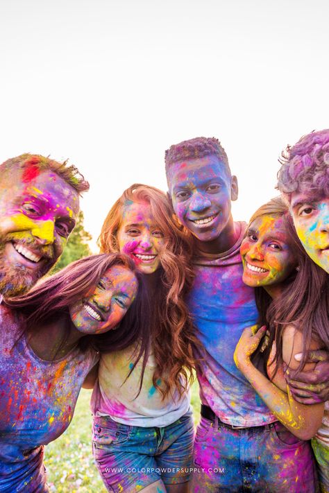 Color Run Powder, Holi Color, Holi Pictures, Holi Powder, Color Wars, Holi Photo, Holi Colors, Youth Camp, Chameleon Color