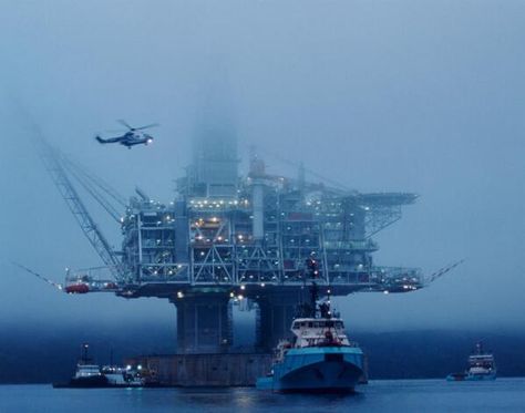 Oil Rig Jobs, Texas Oil, Sci Fi Landscape, Oil Platform, Oil Field, Oil Well, Oil Refinery, Drilling Rig, Oil Rigs