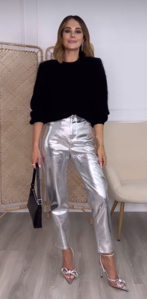 Jean Nye Outfit, Metallic Nye Outfit, Silver Trousers Outfits Party, Silver Holiday Outfit, Silver Pants Holiday Outfit, Metallic Pants Outfit Silver, Silver Trousers Outfit Women, How To Style Silver Pants, Silver Metallic Pants Outfit