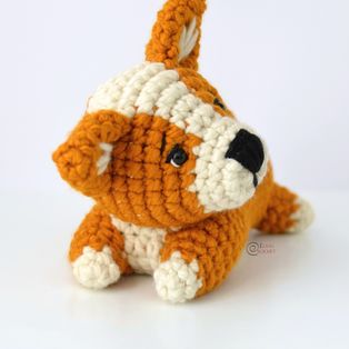 Milo the Baby Corgi Free Crochet Pattern By Elisa's Crochet Mini Corgi Crochet Pattern, Mini Dog Crochet Pattern Free, Crochet Corgi Pattern Free, Crochet Finger Puppets, Dogs Crochet, Mini Corgi, Crochet Dogs, Teddy Bear Patterns Free, Baby Corgi