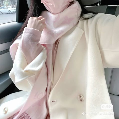 Kore Ulzzang, Winter Princess, Pretty Pink Princess, Scarf Outfit, Pink Girly Things, Pink Scarves, Dope Fashion, Pink Eyes, Winter Aesthetic