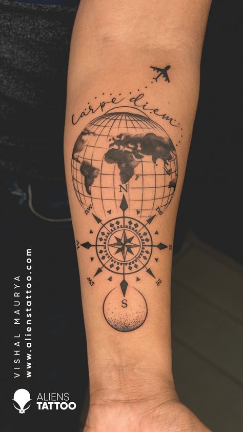 World Traveler Tattoo, Boys Hand Tattoo, Way Tattoo, World Travel Tattoos, Aviation Tattoo, Aliens Tattoo, Travel Tattoo Ideas, Tattoo Line Art, World Map Tattoos