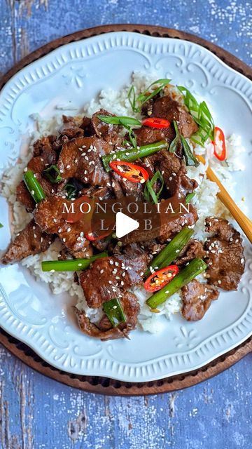 Taghrid Ahmad on Instagram: "The juiciest Mongolian Lamb you’ll ever make! 😋 served over a bed of jasmine rice, who needs takeout when you have make it at home & even better! Here’s the full recipe 👇 Mongolian Lamb   Serves 4-6   For the lamb marinade:   1kg lamb backstrap @akarmeats 2 tablespoons soy sauce 4 tablespoons water 2 tablespoons vinegar 2 tablespoons cornflour   For the stir-fry:   3 spring onions OR 1 large chunky diced onion 1 inch piece of freshly grated ginger, or 1 tablespoon 6 cloves of garlic, crushed   Mongolian Sauce:   8 tablespoons oyster sauce 8 tablespoons soy sauce 1/2 teaspoon ground white pepper 1/2 teaspoon sesame oil 1 tablespoon brown sugar   For the lamb, freeze the fillet for 30 minutes before slicing. This makes it easier to slice against the grain t Lamb Backstrap Recipes, Mongolian Sauce, Lamb Backstrap, Backstrap Recipes, Lamb Marinade, Chinese Stir Fry, Mongolian Lamb, Against The Grain, Spring Onions