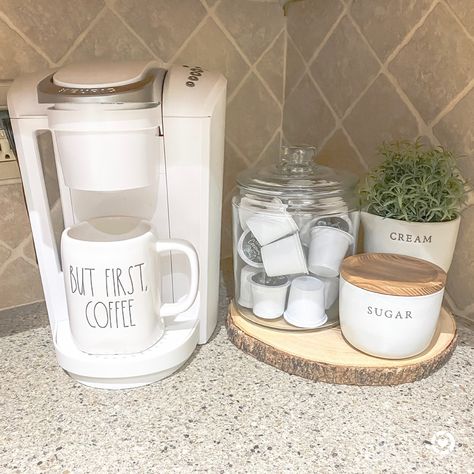 On Counter Coffee Bar, Kitchen Counter Decor Coffee Corner, Keurig Corner Counter, Coffee Bar Keurig, Coffee Nook Decor Ideas, Kitchen Decor Coffee Station, Coffee Station Keurig, Farmhouse Coffee Corner, Coffee Nook In Kitchen Small Spaces