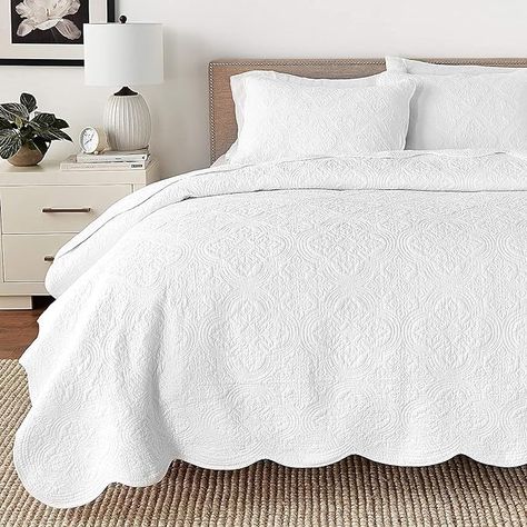 Amazon.com: Cozy Line Home Fashions Victorian Medallion Solid White Embossed 100% Cotton Bedding Quilt Set,Reversible Bedspread, Coverlet (Blantyre - White, Oversized King - 3 Piece) : Home & Kitchen White Quilt Bedding, King Quilt Bedding, Oversized Quilt, Cotton Quilt Set, Coverlet Set, Bedding Stores, White Quilt, King Quilt, Quilt Set