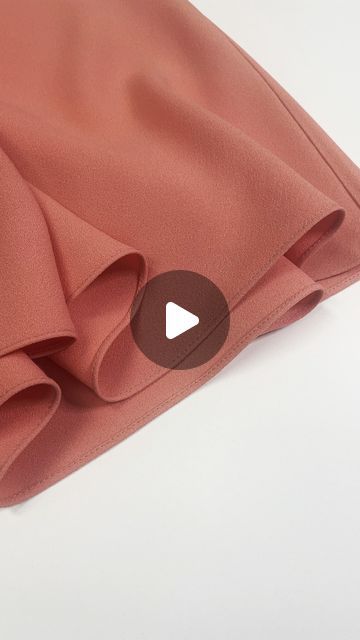 Sew Elastic To Fabric, Sewing Techniques Videos, Bias Binding Tutorial Sewing Techniques, Sewing Hacks Pleats, Button Sewing Technique, How To Sew Button Holes With Sewing Machine, Sewing Hems, Sewing Collars, Sewing Easy Diy