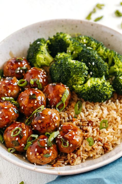 Asian Glazed Turkey Meatballs - Eat Yourself Skinny Glazed Turkey Meatballs, Meatballs Asian, Asian Turkey Meatballs, Asian Turkey, Glazed Turkey, Food Vibes, Turkey Meatball, Glazed Meatballs, 2023 Recipes