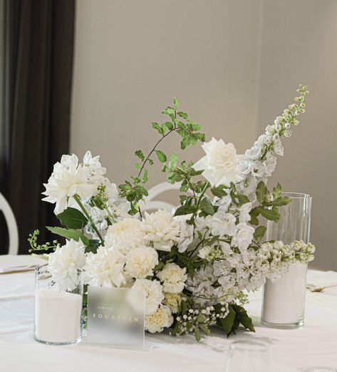 White flowers, green foliage, Quat Quatta, wedding, centrepiece, florist. Events. Floretta White Flower Reception, Bridal Party Ceremony, Fresh Flower Arrangement, Fresh Flower Arrangements, White Centerpieces, Green Centerpieces, White Flower Arrangements, Greenery Centerpiece, White Centerpiece