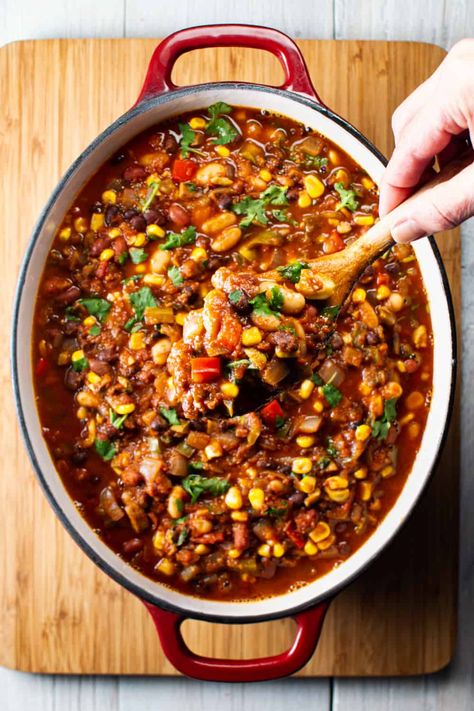 You will never need or want to add meat to your chili again once you taste this Vegetarian 3 Bean Chili recipe! Naturally vegan and gluten free, it's perfect for a crowd because the carnivores won't even miss the meat! #vegetarianchili #veganchili #chili #meatlessmondays No Meat Chili Recipe Crockpot, Crockpot Chili No Meat, Chili Recipe No Meat, My Pocket Kitchen, 3 Bean Chili Recipe, Meatfree Monday, No Meat Chili Recipe, Snow Food, 3 Bean Chili