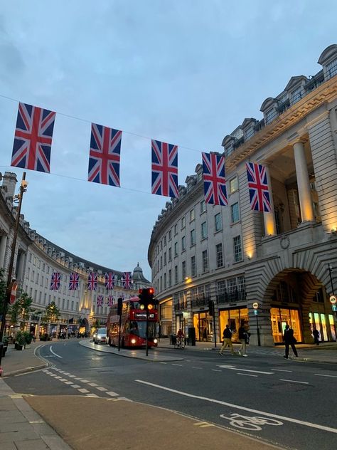 England Aesthetic, London Vibes, London Dreams, London Living, London Baby, London Summer, London Aesthetic, Vie Motivation, London Town