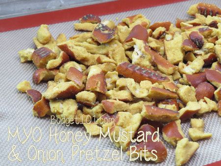 Copycat Snyders Honey Mustard & Pretzels recipe Appetizers, Snacks, Party Food NEED TO TRY DB Mustard Onion Pretzels, Onion Pretzels, Bare Cake, Friendsgiving Recipes Appetizers, Fast Snacks, Pilsbury Recipes, Friendsgiving Appetizers, Mustard Pretzels, Honey Mustard Pretzels