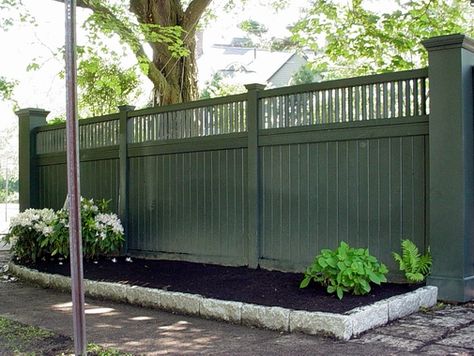 Front Yard Privacy Fence, Yard Privacy Fence, Front Yard Privacy, Fence Remodel, Diy Front Yard, Yard Privacy, Garden Gates And Fencing, Fence Privacy, Wood Fence Design