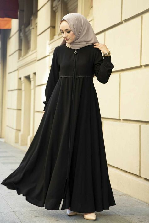 Abaya Fashion Black, Formal Abaya, Borka Design, Bridal Abaya, Burkha Designs, Black Abaya Designs, Islamic Clothes, Abaya Designs Latest, Abaya Hijab