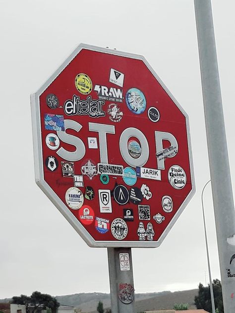 Traffic Signs Room Decor, Panneau Stop, Tech Room, Stop Sign, Traffic Signs, Gender Envy, Black Aesthetic Wallpaper, Room Signs, Poker Table