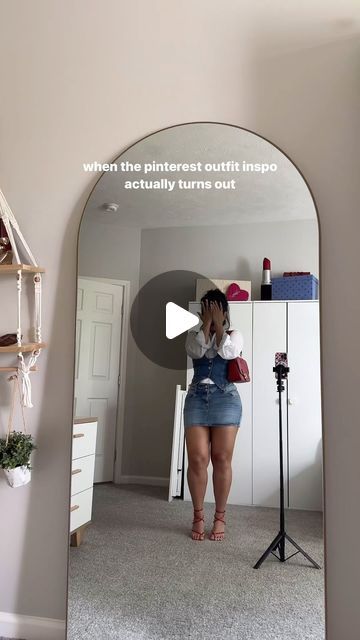 Hannah Cortez on Instagram: "The best feeling 🙂‍↔️💖" Hannah Cortez Outfits, Hannah Cortez, 90s Rnb Aesthetic, Rnb Aesthetic, 90s Rnb, Best Feeling, Fashion Ideas, Feel Good, Good Things