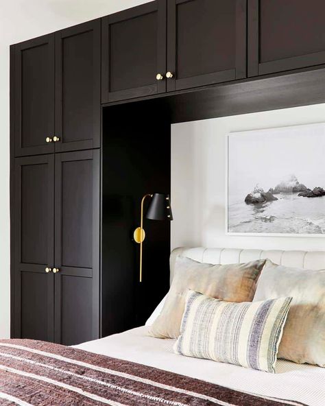 Bedroom Hanging Cabinet, Hanging Cabinet Design, Space Hacks, Kitchenette Design, Beautiful Bed Designs, Bedroom Built Ins, Bed In Closet Ideas, Hanging Cabinet, Bedroom Cabinets