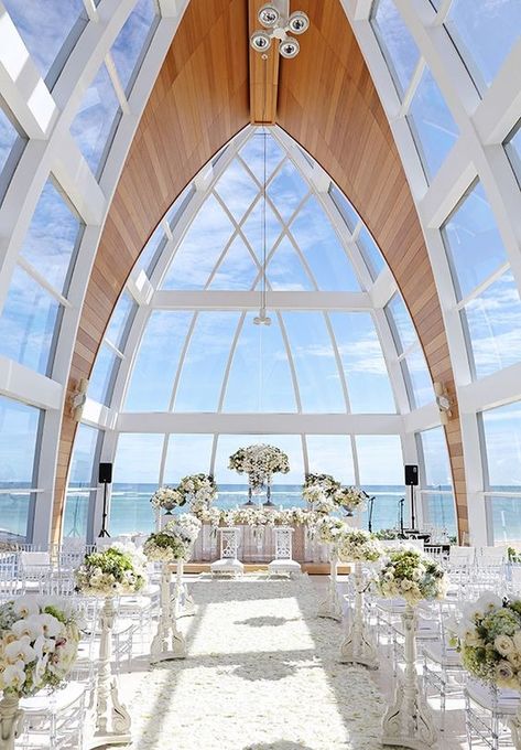 Amazing Wedding Venues, Best Wedding Reception, Wedding Restaurant, Dream Wedding Reception, Dream Wedding Decorations, Wedding Backdrop Design, Light Blue Wedding, Wedding Design Decoration, Dream Wedding Venues