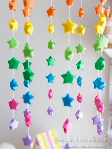 10 manualidades fáciles y bonitas para reducir el estrés Ideas De Manualidades Aesthetic, Ideas Para Decorar, Decoraciones Aesthetic, Ideas Para Manualidades, Wallpaper Iphone Boho, Easy Diy Room Decor, Gifts Wrapping Diy, Cool Gifts For Kids, Origami Stars