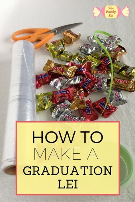 Preschool Graduation Leis, Candy Leis For Graduation, Candy Lei Tutorial, Candy Lei Diy, Graduation Candy Bouquet, Diy Leis, Graduation Candy Lei, Leis For Graduation, Lei For Graduation