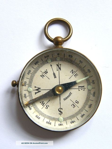 Vintage - Brass Cased Pocket Compass With Locking Stud - Germany - 2 - Circa 1930 ' S Other photo Compass Aesthetic Vintage, Man Made Objects, Compass Vintage, Compass Aesthetic, Brass Aesthetic, Compass Picture, Pocket Compass, Vintage Compass, Around The World In 80 Days