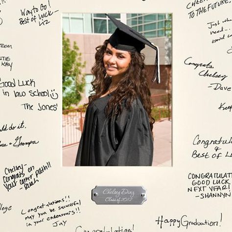 Graduation Signature Frame Signature Board Ideas, Masters Graduation Pictures, Signature Picture Frame, Signature Board, Laser Engraved Wedding, Masters Graduation, Photo Signature, Graduation Frame, Senior Graduation Party