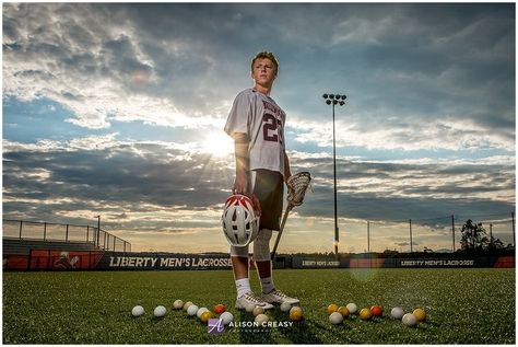 Football Senior Photos, Lacrosse Senior Pictures, Football Senior Pictures, Sports Portraits, Senior Photos Boys, Football Poses, Lacrosse Boys, Senior Football, Sport Portraits