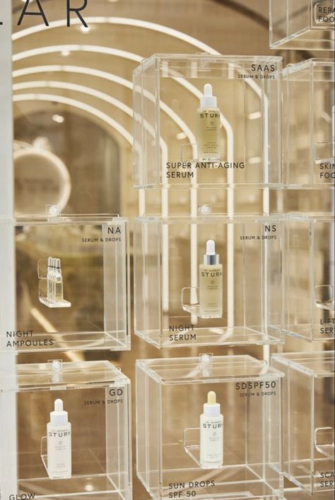 Cosmetic Pop Up Store, Skincare Product Display, Product Display Design, Beauty Exhibition, Beauty Tech, Boutique Spa, Dr Barbara Sturm, Barbara Sturm, Glass Showcase