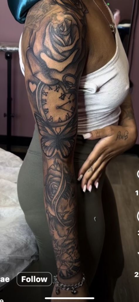 Full Sleeves For Women Tattoo, Medusa Tattoo Black Women Arm, Flower Tattoos Sleeve Black Women, Hard Sleeve Tattoos For Women, Leg Sleave Ideas Woman, Sleeve Tattoo Inspo For Women, Tat Sleeves For Women, Women Full Sleeve Tattoo Ideas, Girls Sleeve Tattoo Ideas Black Women