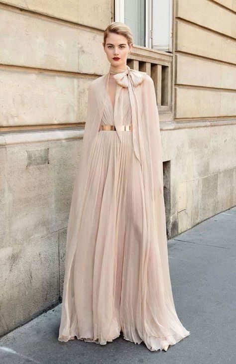 Sukienki Maksi, Rehearsal Dinner Looks, Galia Lahav, Vintage Couture, Chiffon Gown, Gorgeous Gowns, Elie Saab, Silk Chiffon, Fancy Dresses