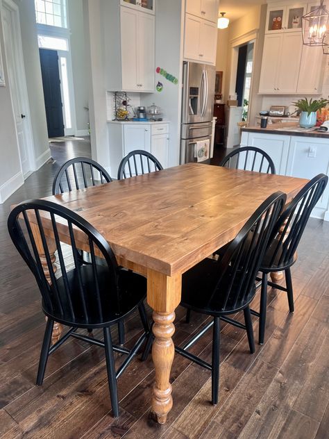 5' L x 36" W Rustic Dining Table with 6 Cottage Dining Chairs Stain - Early American