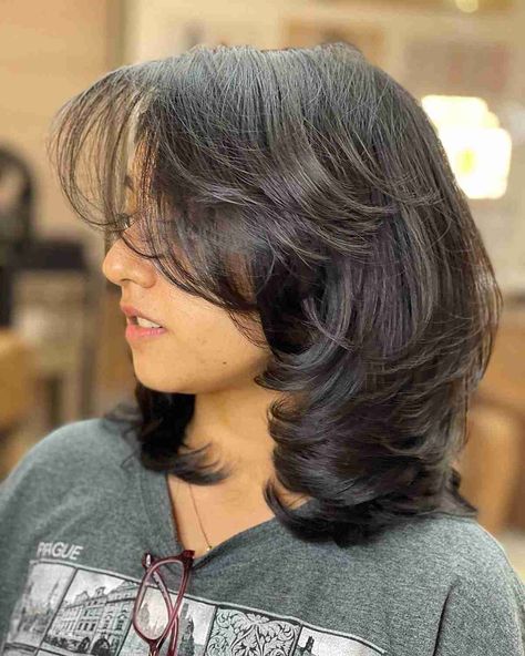 Haïr Cut Style For Short Hair, Short Layered Long Haircuts, Short Lots Of Layers Hair, Women Short Layered Haircuts, Short Layer Hairstyle Women, Short Hair With A Lot Of Layers, Short Hairstyle Women Layered Thick Hair, Shirt Hair Layers, Short Layered Haircuts Women