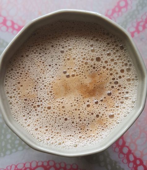 Better-Than-Coffee Morning Elixir - The Naked Food Life Maca Drink, Cook People, Healthy Morning Drinks, Coffee Alternative Healthy, Morning Elixir, Breakfast Pudding, Tea Lattes, Herbal Coffee, Coffee Substitute