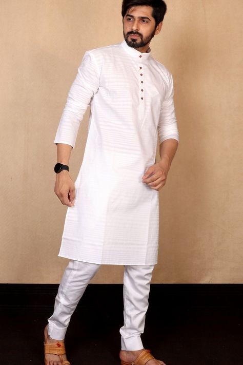 Kurta Paijama Design For Man, White Pathani For Men Design, Kurta Dising Man, Kurta White Men, Jabba Kurta For Men, Male Kurta Design, Sharvani For Men Wedding, Trendy Kurta For Men, Kurta Pant Design