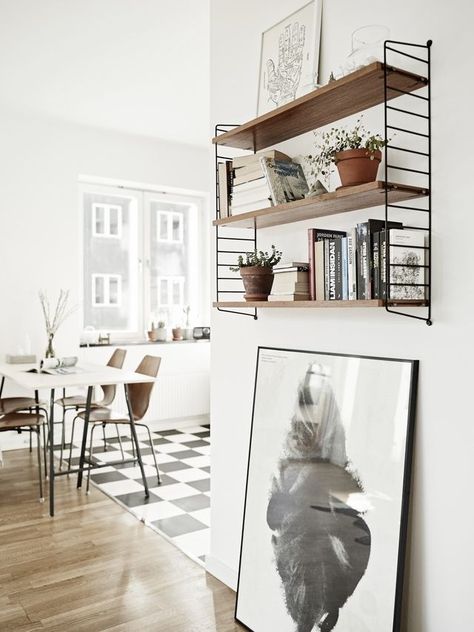 String Shelf, Modern Family House, Interior Design Minimalist, Scandinavian Apartment, Trendy Kitchen, Cool Apartments, Joanna Gaines, Scandinavian Home, Scandinavian Interior