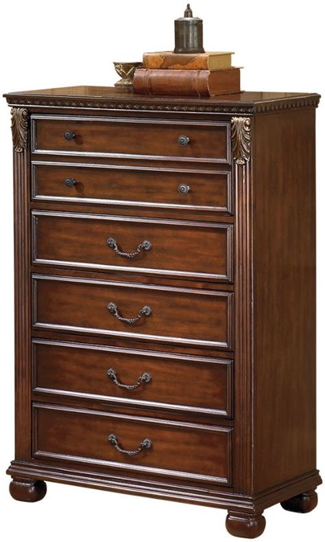 Ashley Furniture Signature Design - Leahlyn Chest of Drawers - 5 Drawer - Traditional Style Dresser - Warm Brown Traditional Chest Of Drawers, Contemporary Chest Of Drawers, Brown Chest Of Drawers, Ashley Furniture Bedroom, Classic Chest Of Drawers, Best Dresser, Furniture Dresser, Style Dresser, Dream Furniture