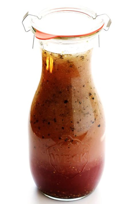 Red Wine Vinaigrette - Gimme Some Oven Red Wine Vinegarette, Red Wine Vinegar Salad Dressing, Italian Salad Dressing Recipe, Vinegar Salad Dressing, Delicious Salad Dressings, Red Wine Vinaigrette, Best Red Wine, Salad Dressing Recipe, Vinaigrette Recipe