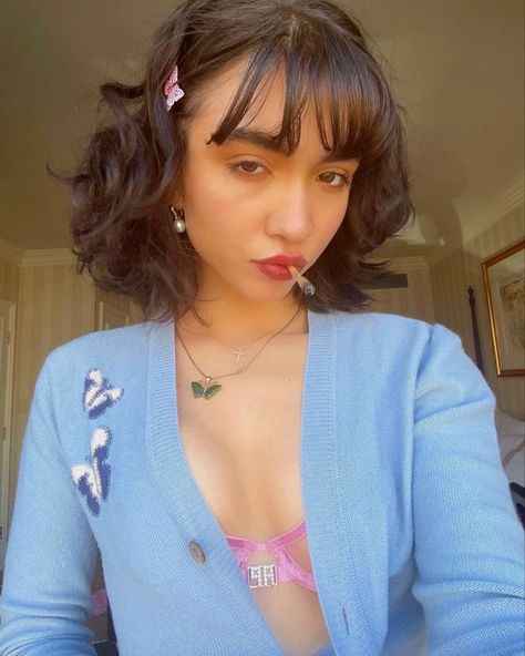 Rowan Blanchard serving the looks as always... Rowan Blanchard, Girl Meets World, Charli Xcx, Oui Oui, Woman Crush, Girl Crush, Sabrina Carpenter, Celebrity Crush, Hair Inspo