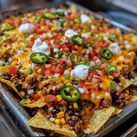 Loaded Nachos Recipe, Corn And Cheese, French Fries Recipe, Loaded Nachos, Instagram Recipes, Nachos Beef, Twisted Recipes, Nachos Recipe, Trending Recipes