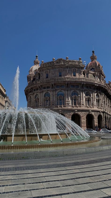 Genoa Italy Aesthetic, Italy Genoa, Genova Italy, Italy Architecture, Genoa Italy, Building Aesthetic, Travel Picture Ideas, Foto Fake, Italy Summer