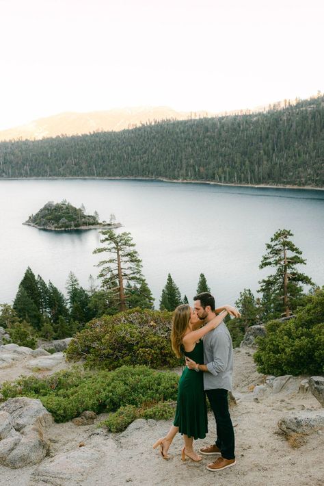 Tahoe Engagement Shoot, Lake Tahoe Photoshoot, Lake Proposal, Lake Tahoe Engagement Photos, Lake Tahoe Beach, Tahoe Lake, Lake Tahoe Elopement, Tahoe Elopement, Unique Elopement