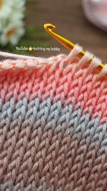 Pola Topi, Crochet Diy Tutorial, Crop Top Crochet, Tunisian Crochet Patterns, Tunisian Crochet Stitches, Crochet Tutorial Pattern, Beginner Crochet Tutorial, Crochet Knit Stitches, Crochet Jewellery