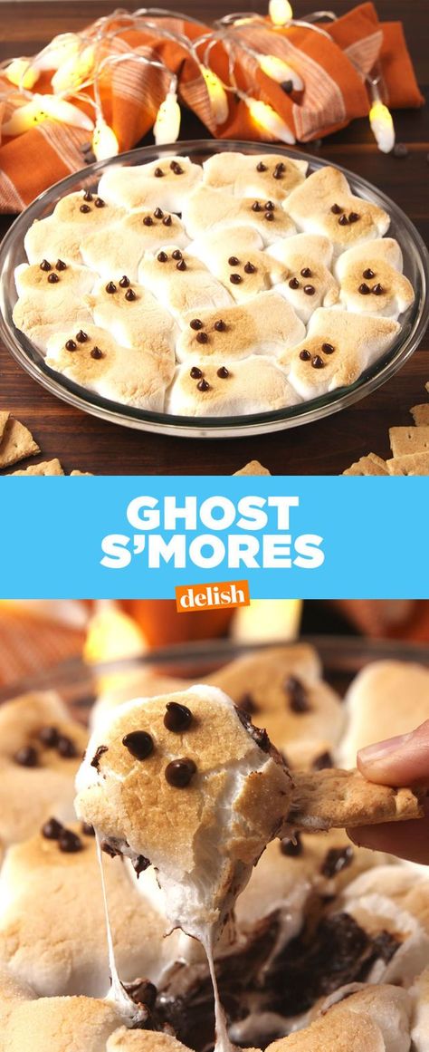 Halloween Marshmallows, Halloween Dessert Ideas, Menu Halloween, Spooky Halloween Desserts, Smores Dip, Halloween Deserts, Smore Recipes, Halloween Food Appetizers, Halloween Food Desserts