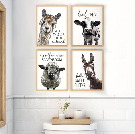 Bathroom Wall Decor Farmhouse, Bathroom Wall Hanging, Funny Bathroom Art, Wall Decor Farmhouse, Hello Sweet Cheeks, Custom Bathroom, Bathroom Decorating, Art Bathroom, Bathroom Prints